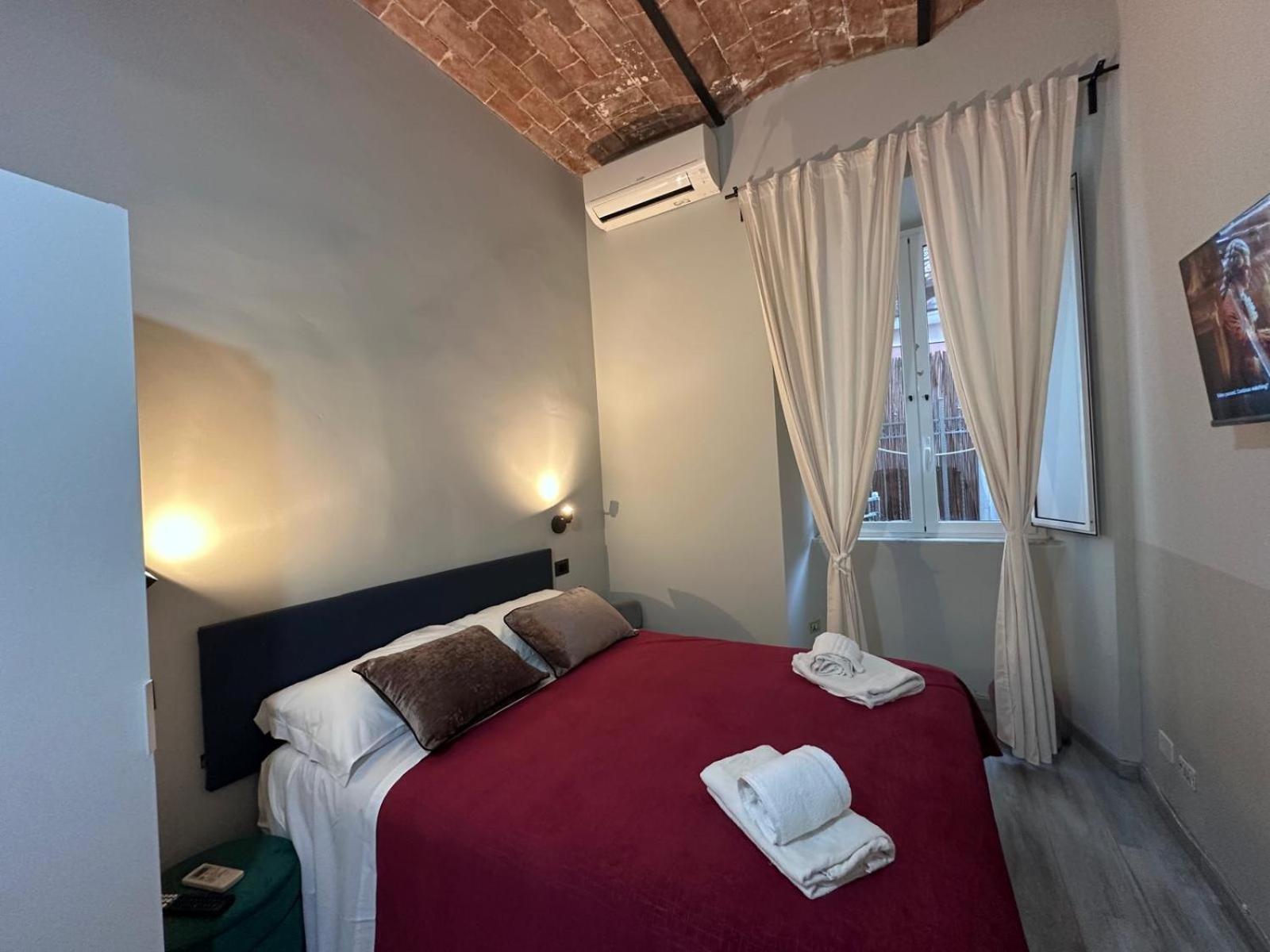 Roman Holidays Екстер'єр фото