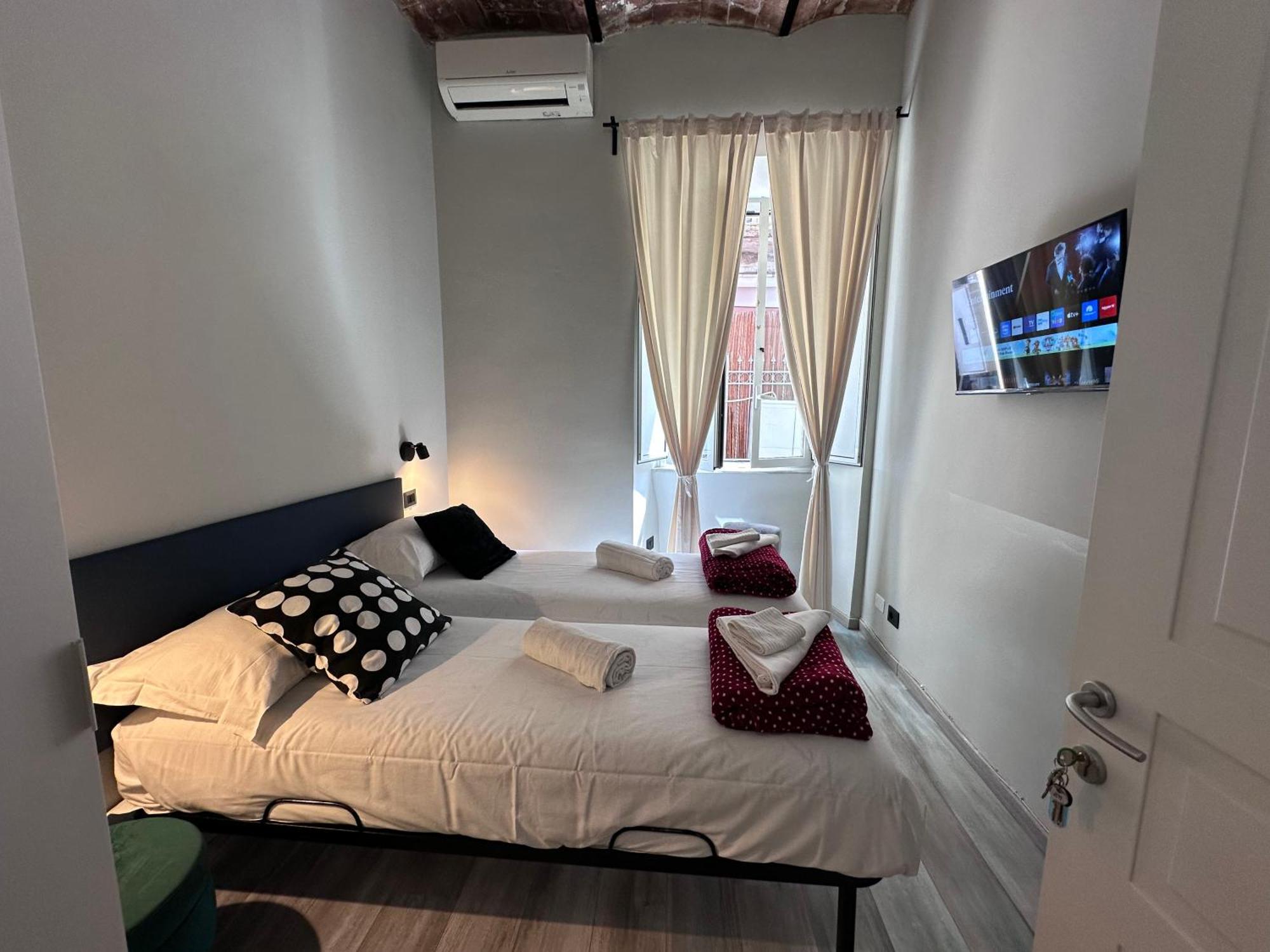 Roman Holidays Екстер'єр фото
